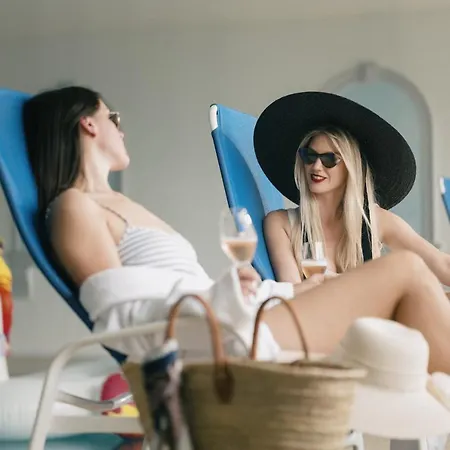 Hotel Wiedener Eck 4*