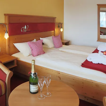 Hotel Wiedener Eck 4*