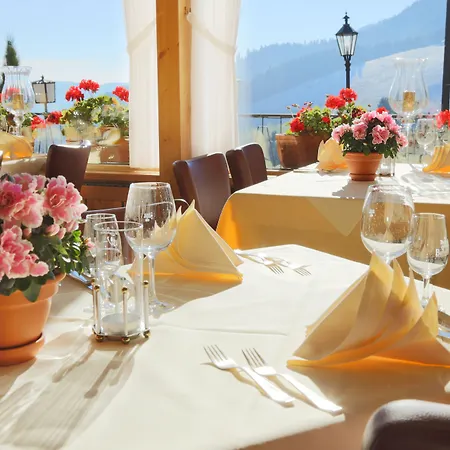 Wiedener Eck Hotel 4*